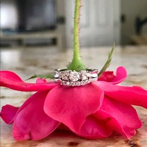 Diamond ring